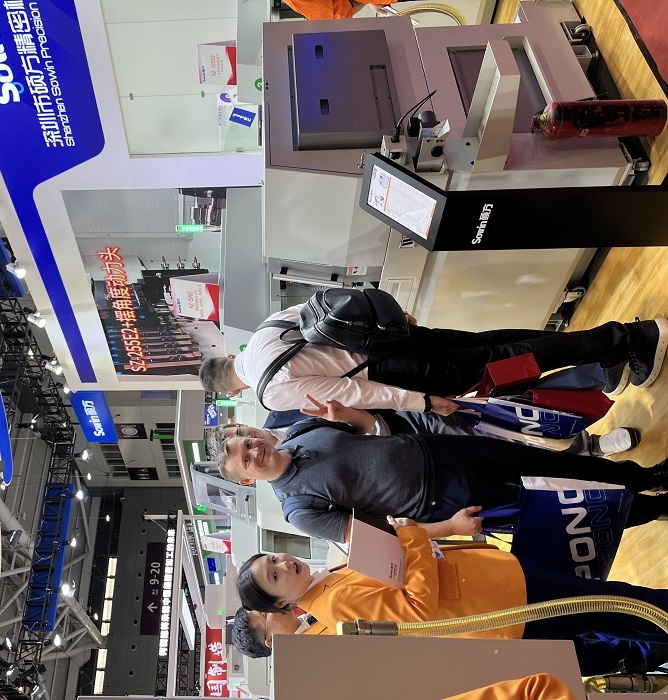 1735299056194263.jpg 國外客戶-05左.jpg