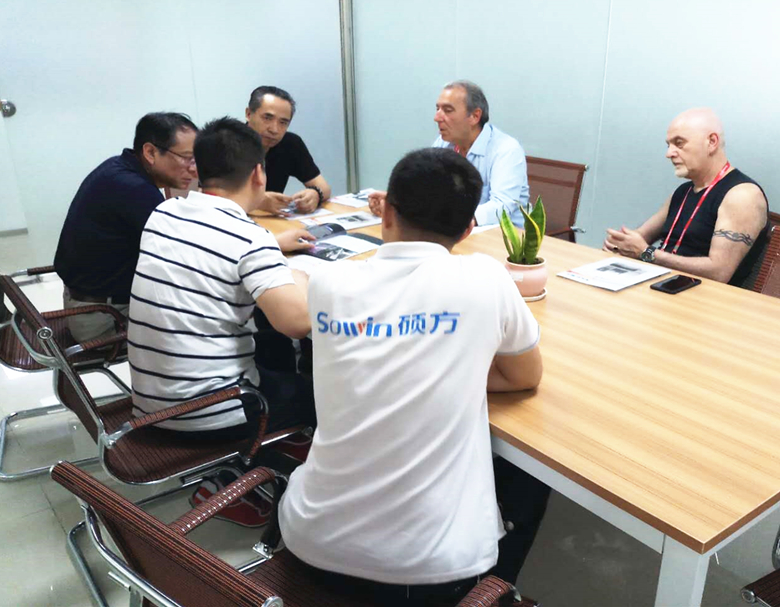 1646974440333647 1646974440333647